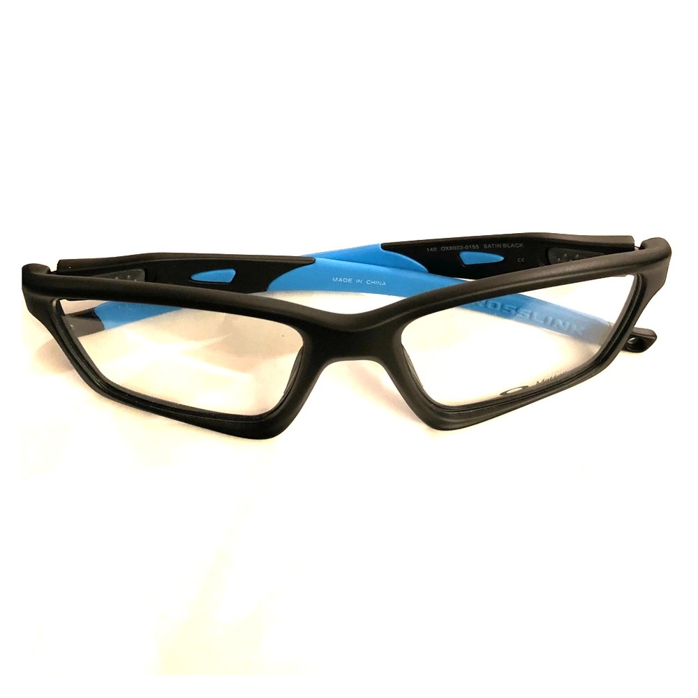 NWT Oakley Crosslink sweep. Blk/ Sky.